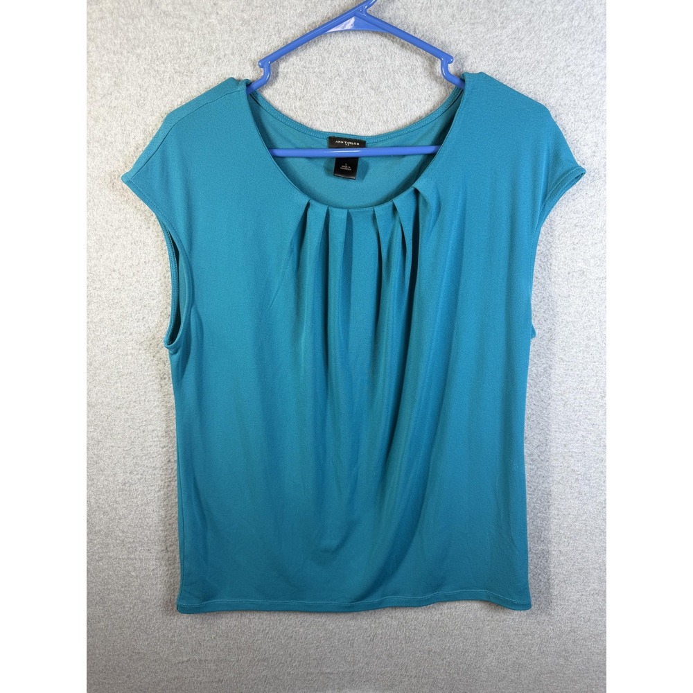 Ann Taylor Blouse Womens Large Blue Knit Pleated Scoop Neck Cap Sleeve Top